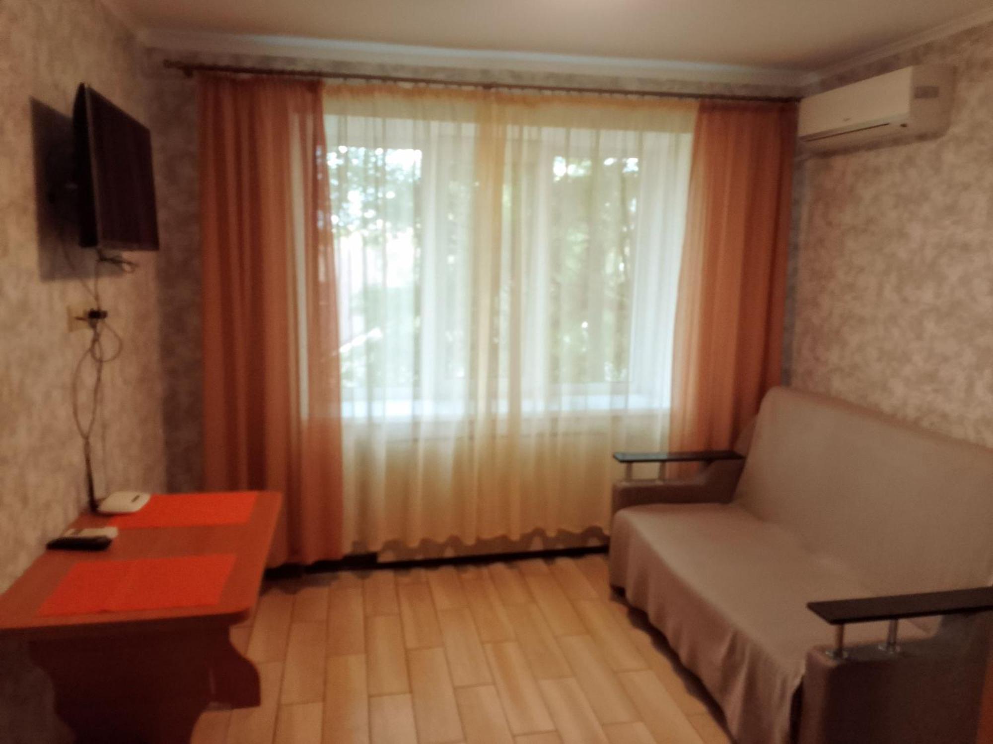 Apartment On Nauki Avenue นิปโปร ภายนอก รูปภาพ
