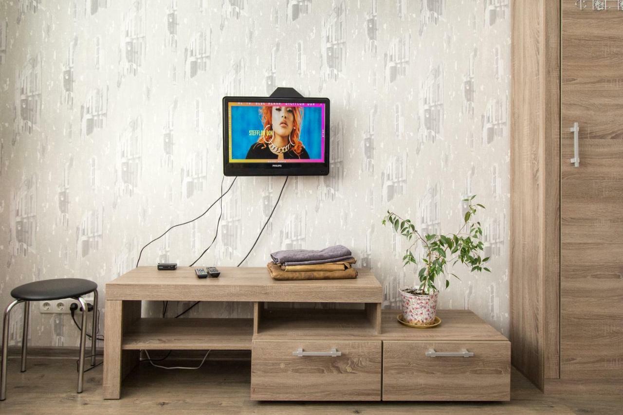 Apartment On Nauki Avenue นิปโปร ภายนอก รูปภาพ