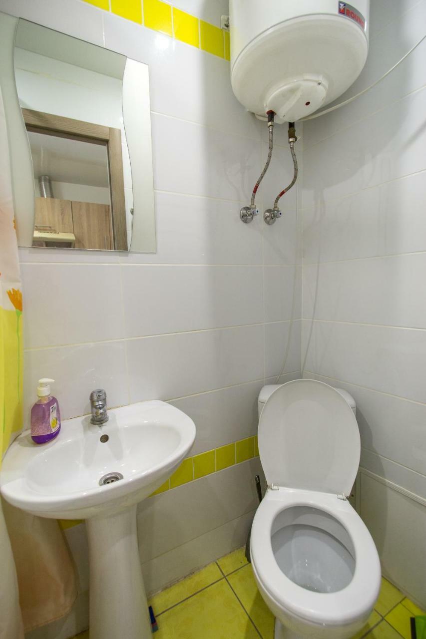 Apartment On Nauki Avenue นิปโปร ภายนอก รูปภาพ